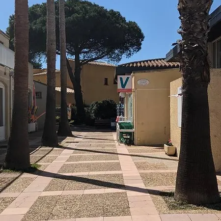 T3 Clim Piscine Chauffée Proche De La Parking Dans Village Appartamento *