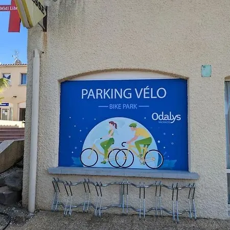 Appartamento T3 Clim Piscine Chauffée Proche De La Parking Dans Village *
